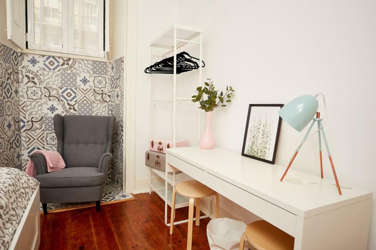 Charming One Bedroom Flat Lisbona Esterno foto